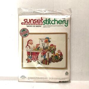 Vintage Sunset Stitchery “Santas toy shoppe“ 1979